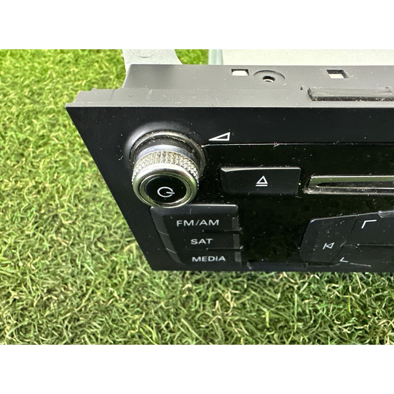 Магнитофон (электрика) AUDI A4 B8 2014 2.0 TFSI 8R1035186Q