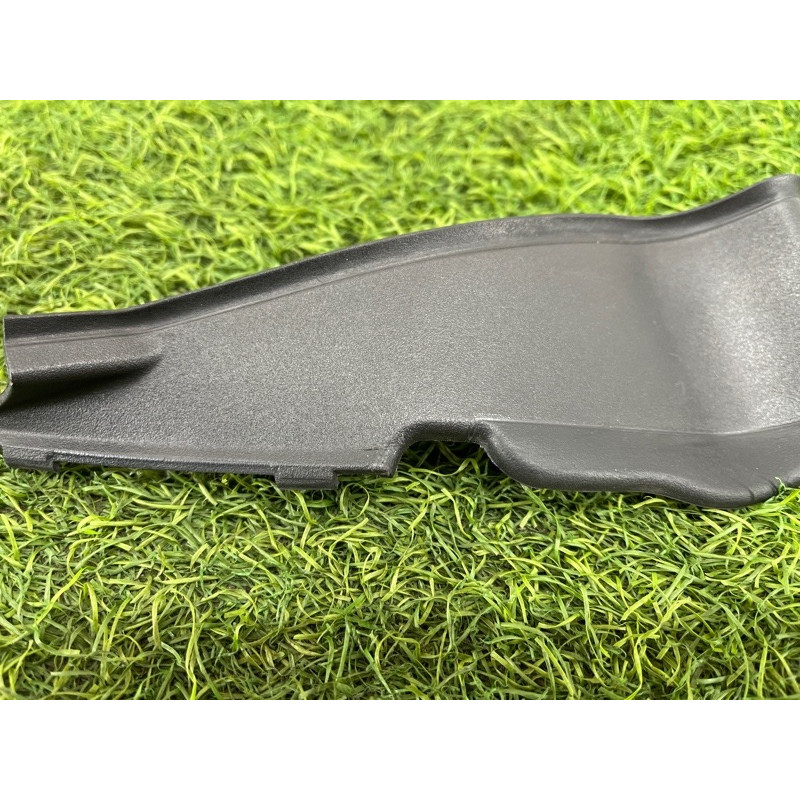 Накладка на жабо (кузов и элементы) Nissan Rogue T33 2023 1.5 KR15DDT 668946RA1A