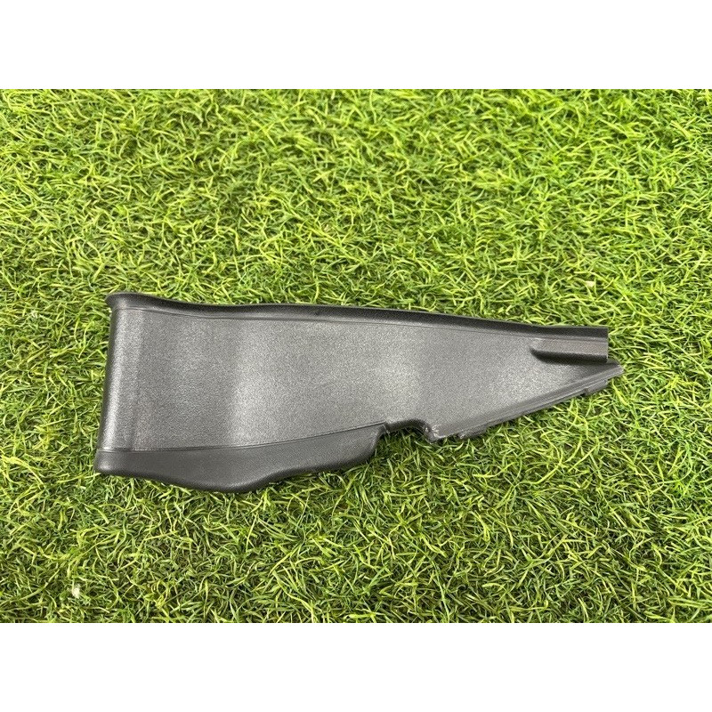 Накладка на жабо (кузов и элементы) Nissan Rogue T33 2023 1.5 KR15DDT 668956RA1A