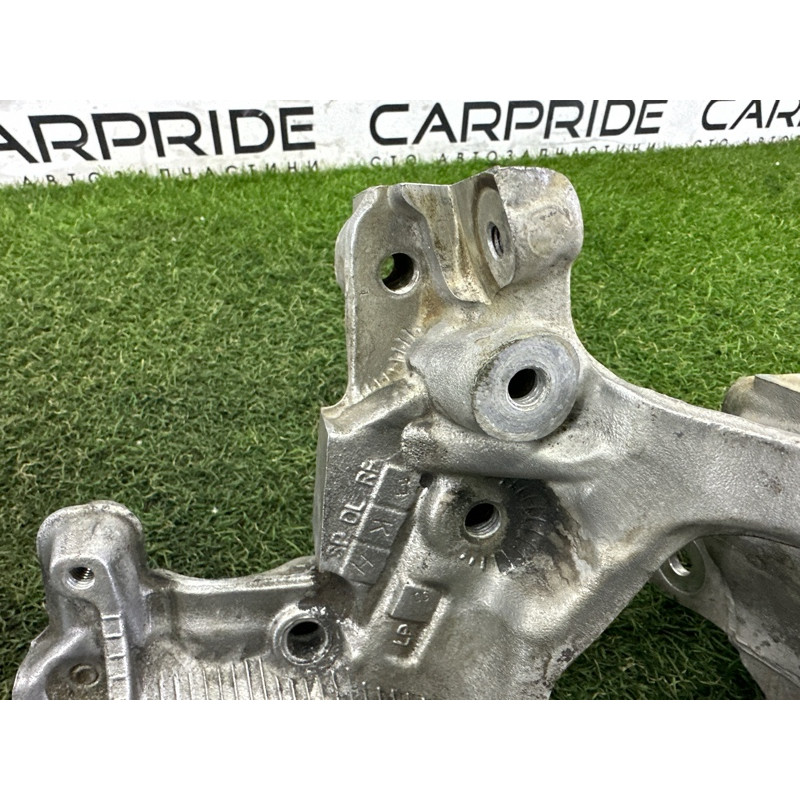 Кронштейн подрамника (подвеска) AUDI A4 B9 2017 2.0 TFSI 8W0399295E