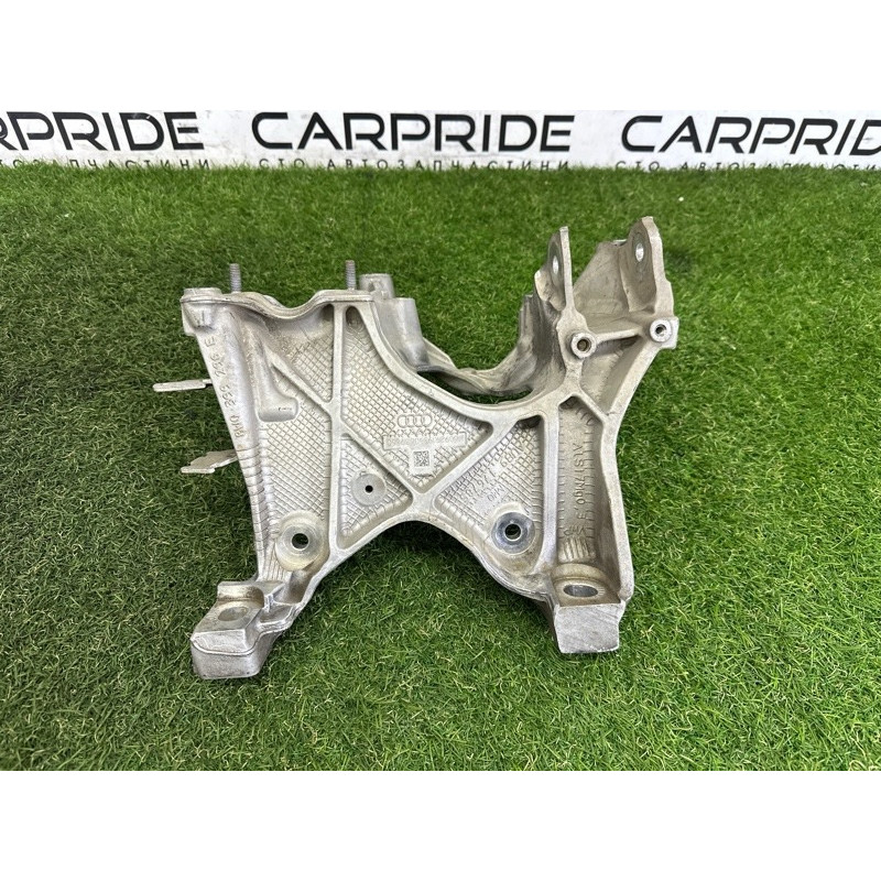 Кронштейн подрамника (подвеска) AUDI A4 B9 2017 2.0 TFSI 8W0399296E