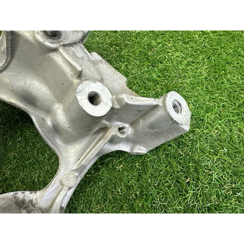 Кронштейн подрамника (подвеска) AUDI A4 B9 2017 2.0 TFSI 8W0399296E