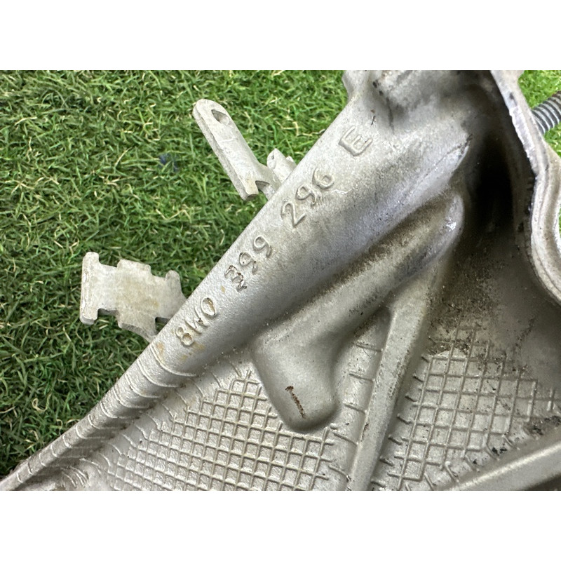 Кронштейн подрамника (подвеска) AUDI A4 B9 2017 2.0 TFSI 8W0399296E