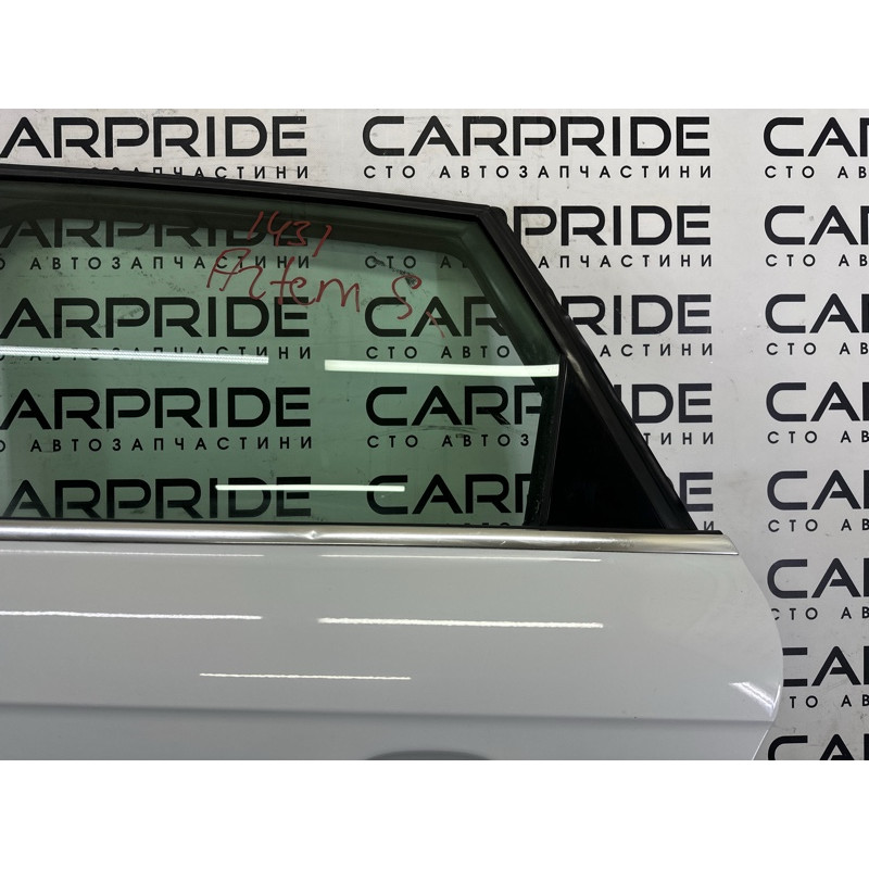 Дверь (наружные элементы кузова) AUDI A4 B8 2013 2.0 TFSI 8K9833051D