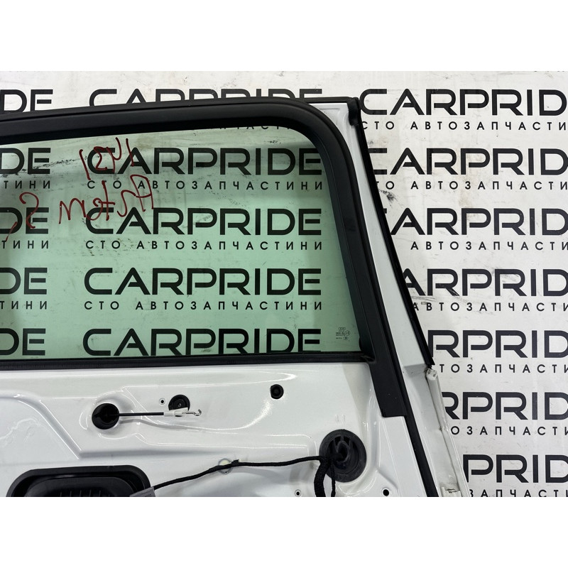 Дверь (наружные элементы кузова) AUDI A4 B8 2013 2.0 TFSI 8K9833051D