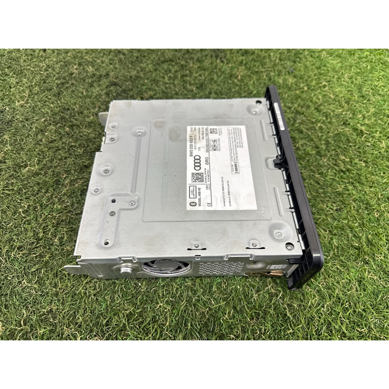 Блок управления мультимедиа (электрика / блоки управления) AUDI A4 B9 2017 2.0 TFSI 8W0035654F