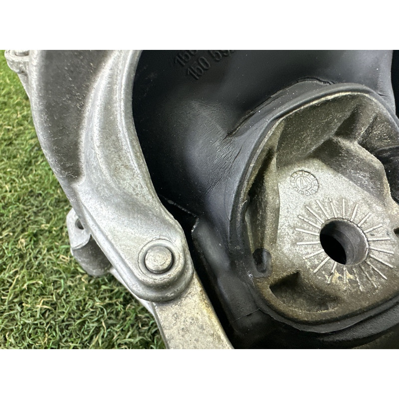 Подушка двигателя (двигатель и элементы) AUDI A4 B9 2017 2.0 TFSI 4M0199372FC