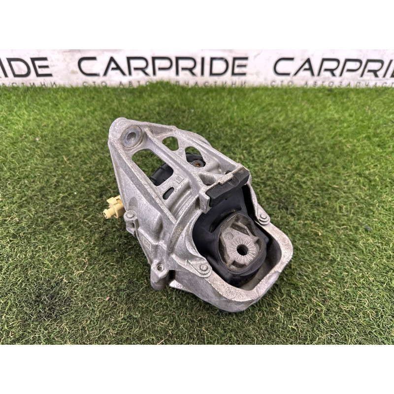 Подушка двигателя (двигатель и элементы) AUDI A4 B9 2017 2.0 TFSI 4M0199371FC