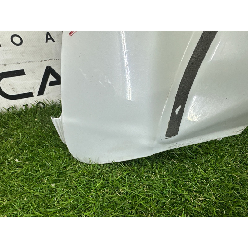 Крыло (наружные элементы кузова) AUDI A4 B8 2013 2.0 TFSI 8K9821105H