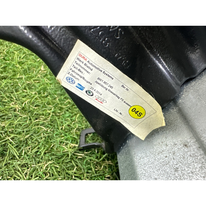 Airbag коленей (airbag / безопасность) AUDI A4 B9 2017 2.0 TFSI 8W0880841D