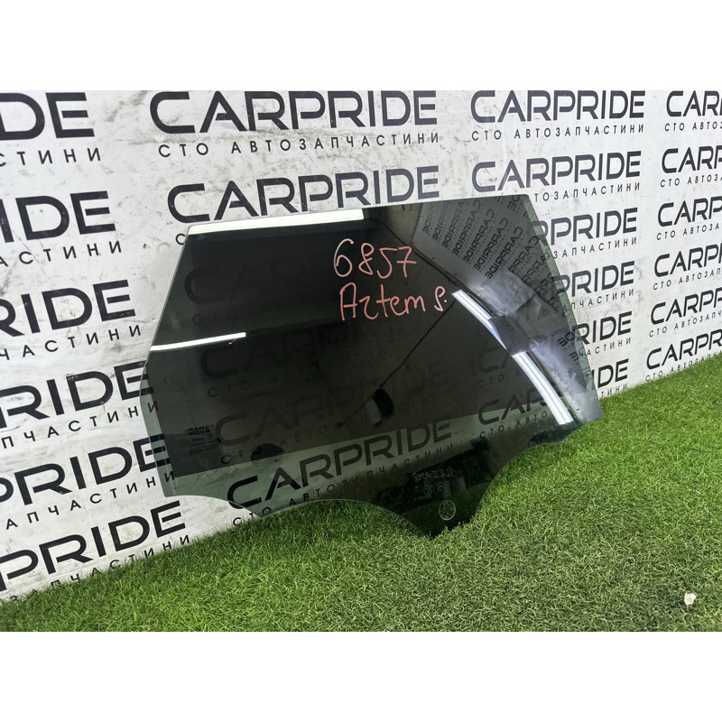 Стекло (кузов и элементы) LAND ROVER Range Rover Evoque L538 2016 2.0 LR026714