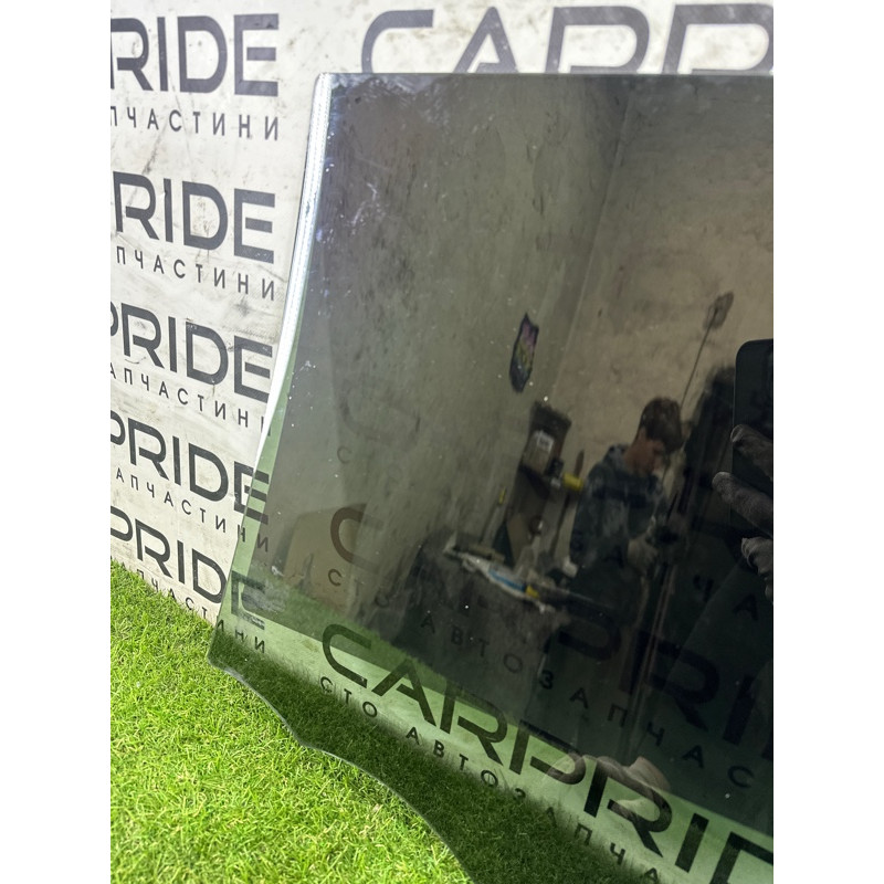 Стекло (кузов и элементы) LAND ROVER Range Rover Evoque L538 2016 2.0 LR026714