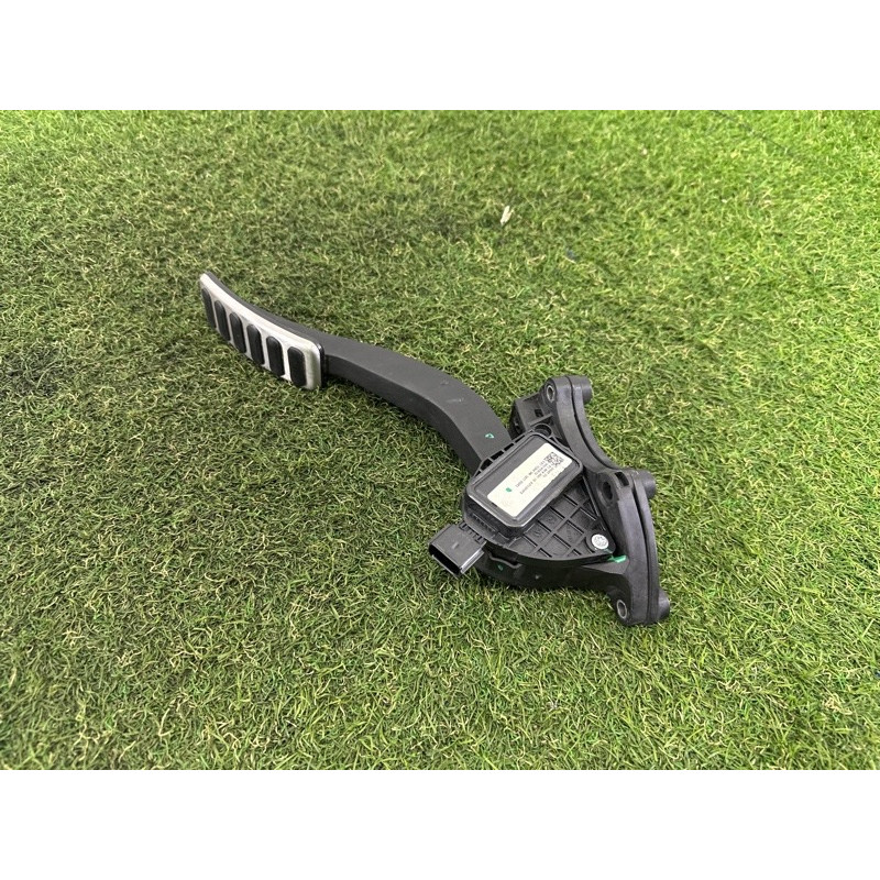 Педаль газа (электрика двигателя) LAND ROVER Range Rover L405 2016 5.0 LR072171