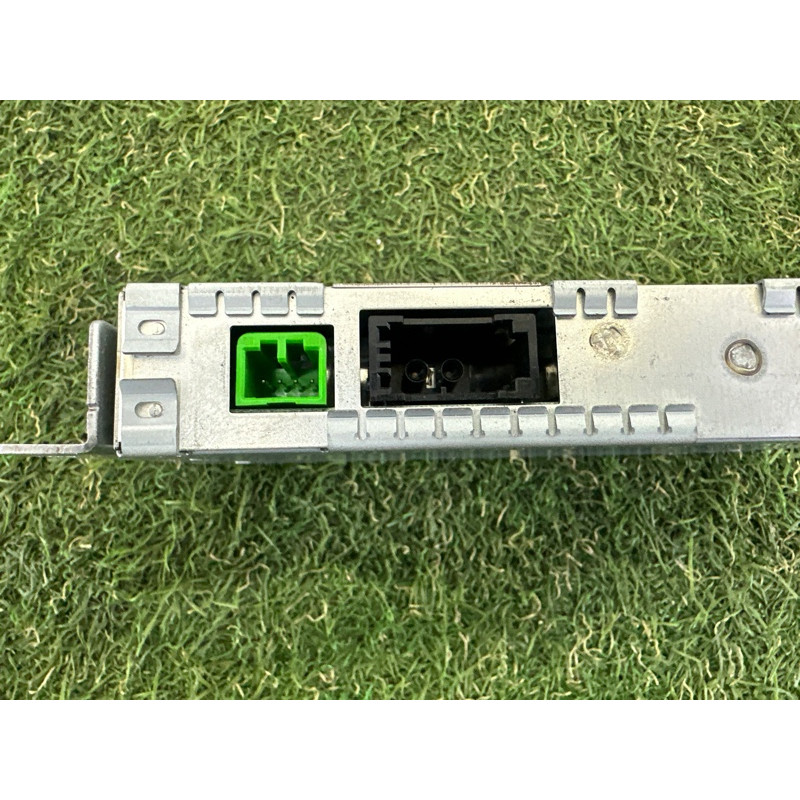 Блок радиоприемника (электрика / блоки управления) LAND ROVER Range Rover Evoque L538 2016 2.0 LR085469