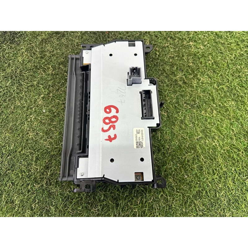 Блок управления климат-контролем (электрика / блоки управления) LAND ROVER Range Rover Evoque L538 2016 2.0 LR075766