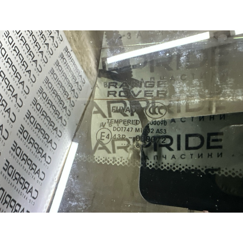 Стекло крышки багажника (стекла и зеркала) LAND ROVER Range Rover Evoque L538 2016 2.0 LR049348
