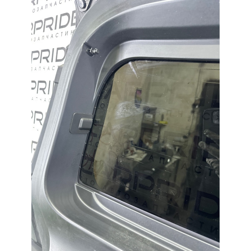 Стекло крышки багажника (стекла и зеркала) LAND ROVER Range Rover Evoque L538 2016 2.0 LR049348