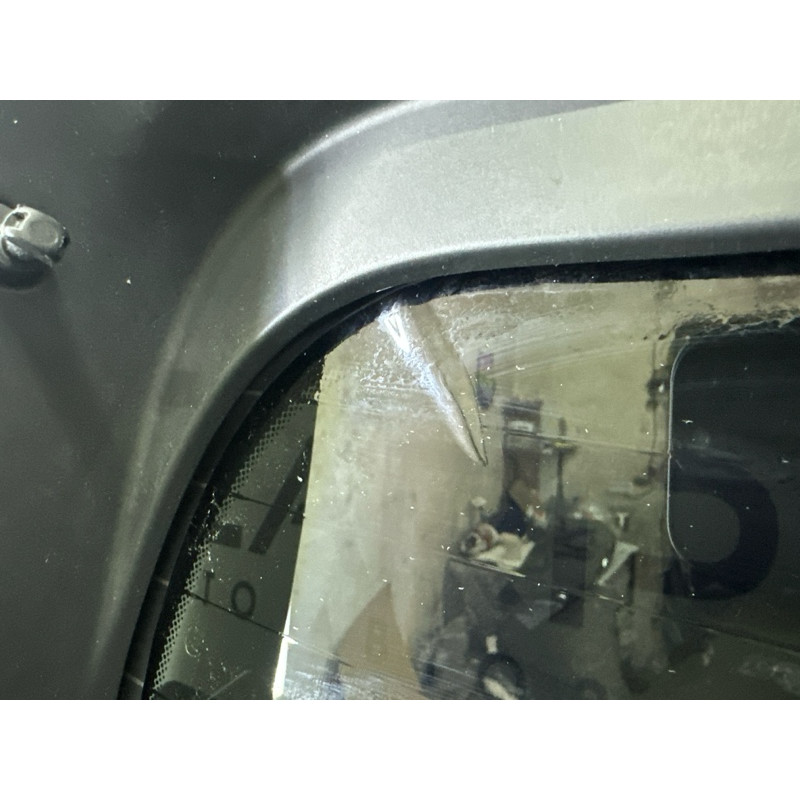 Стекло крышки багажника (стекла и зеркала) LAND ROVER Range Rover Evoque L538 2016 2.0 LR049348