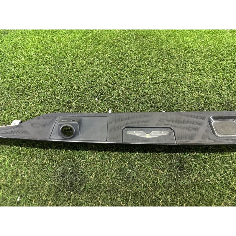 Накладка крышки багажника (кузов и элементы) LAND ROVER Range Rover Evoque L538 2016 2.0 LR078369