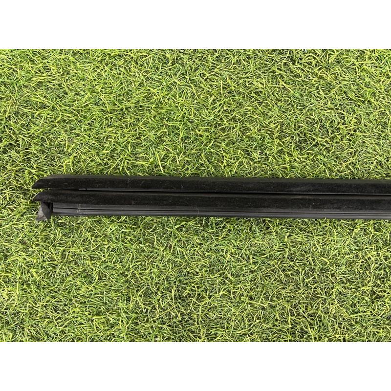 Зовнішній молдинг дверки (кузов і елементи) Volkswagen Passat B8 2016 1.8 561839479b