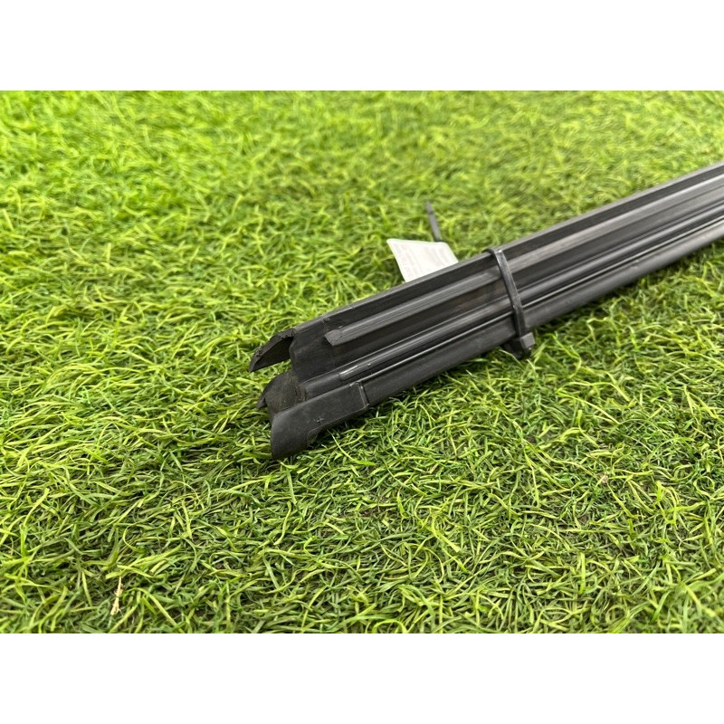 Зовнішній молдинг дверки (кузов і елементи) Volkswagen Passat B8 2016 1.8 561839479b