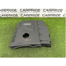 Декоративная крышка двигателя