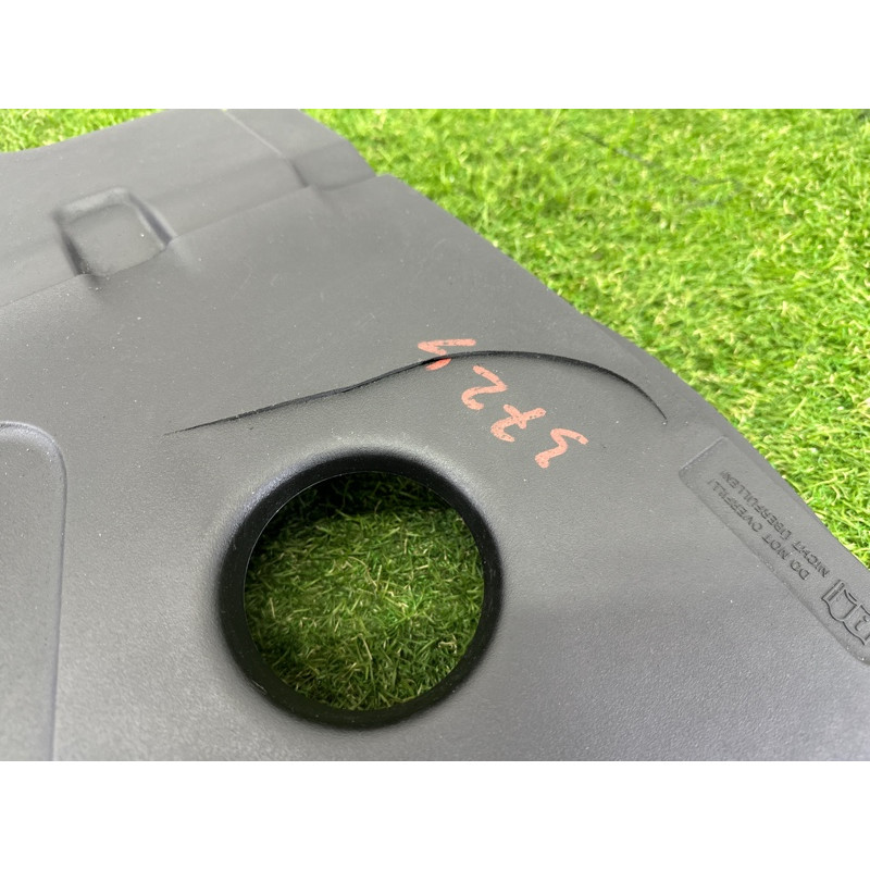 Декоративная крышка двигателя (двигатель и элементы) AUDI A4 B8 2014 2.0 TFSI 06J103925AG