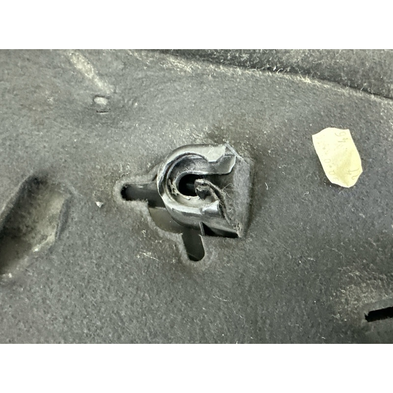 Декоративная крышка двигателя (двигатель и элементы) AUDI A4 B8 2014 2.0 TFSI 06J103925AG