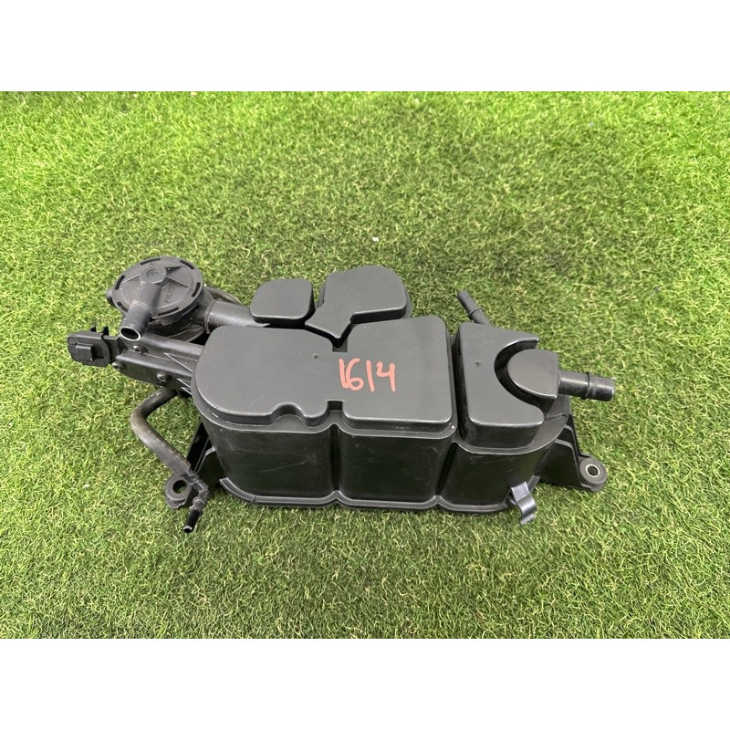 Абсорбер топливный (топливная система) AUDI Q5 8R 2012 3.2 8K0201801C