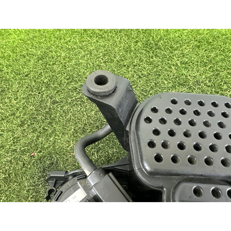 Абсорбер топливный (топливная система) AUDI Q5 8R 2012 3.2 8K0201801C