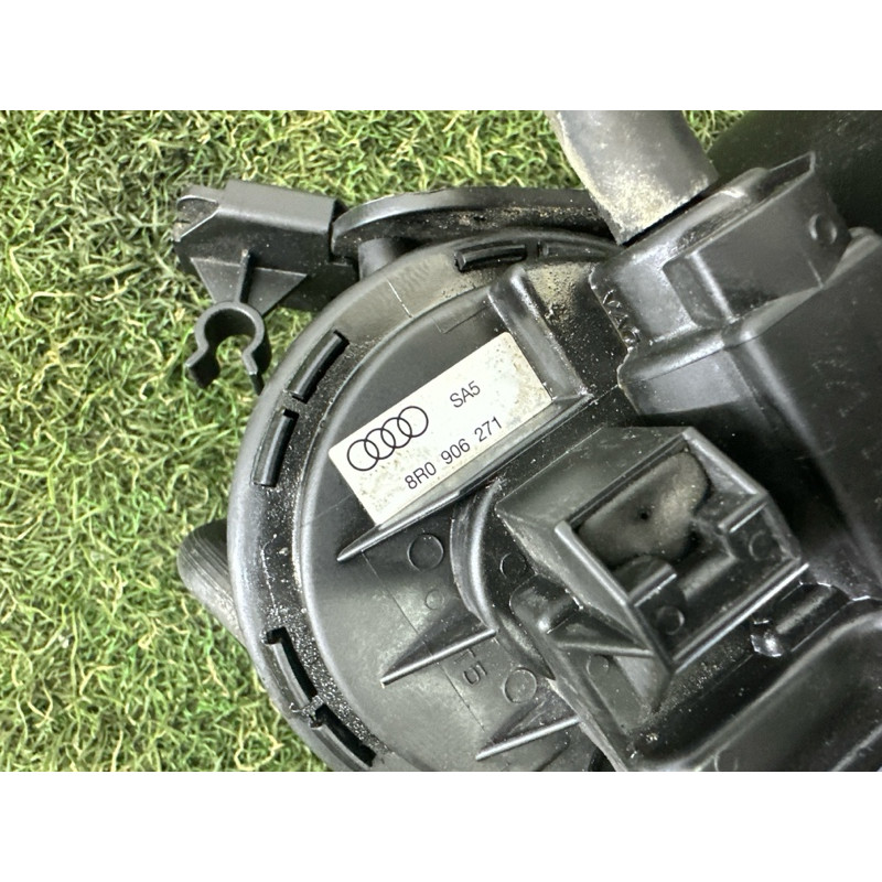 Абсорбер топливный (топливная система) AUDI Q5 8R 2012 3.2 8K0201801C