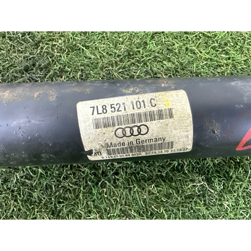 Карданный вал (трансмиссия) AUDI Q7 4L 2011 3.0 TFSi 7L8521101C