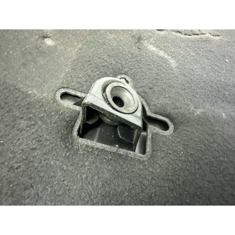 Декоративная крышка двигателя (двигатель и элементы) AUDI A4 B9 2017 2.0 TFSI 06L103925