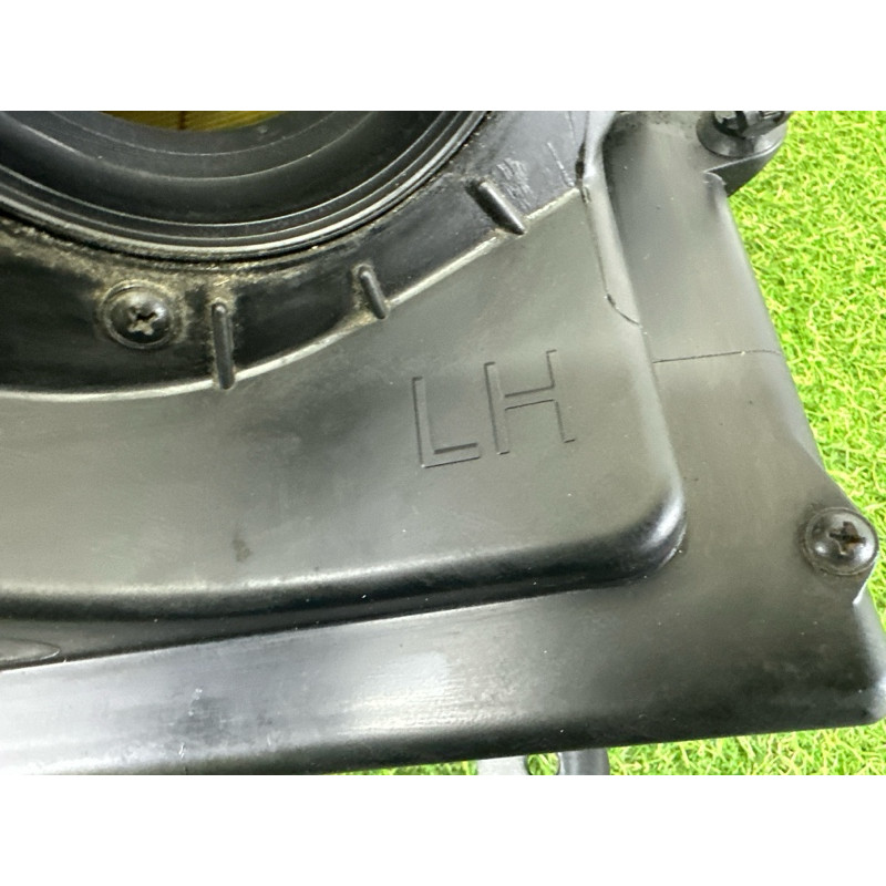 Корпус воздушного фильтра (впускная система) LAND ROVER Range Rover L405 2016 5.0 LR071030