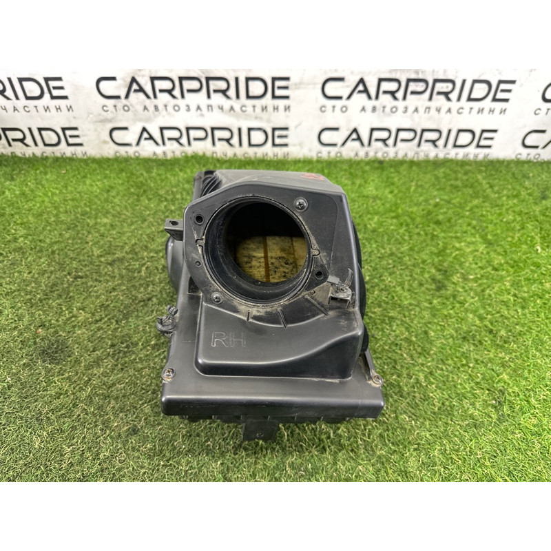 Корпус воздушного фильтра (впускная система) LAND ROVER Range Rover L405 2016 5.0 LR071028