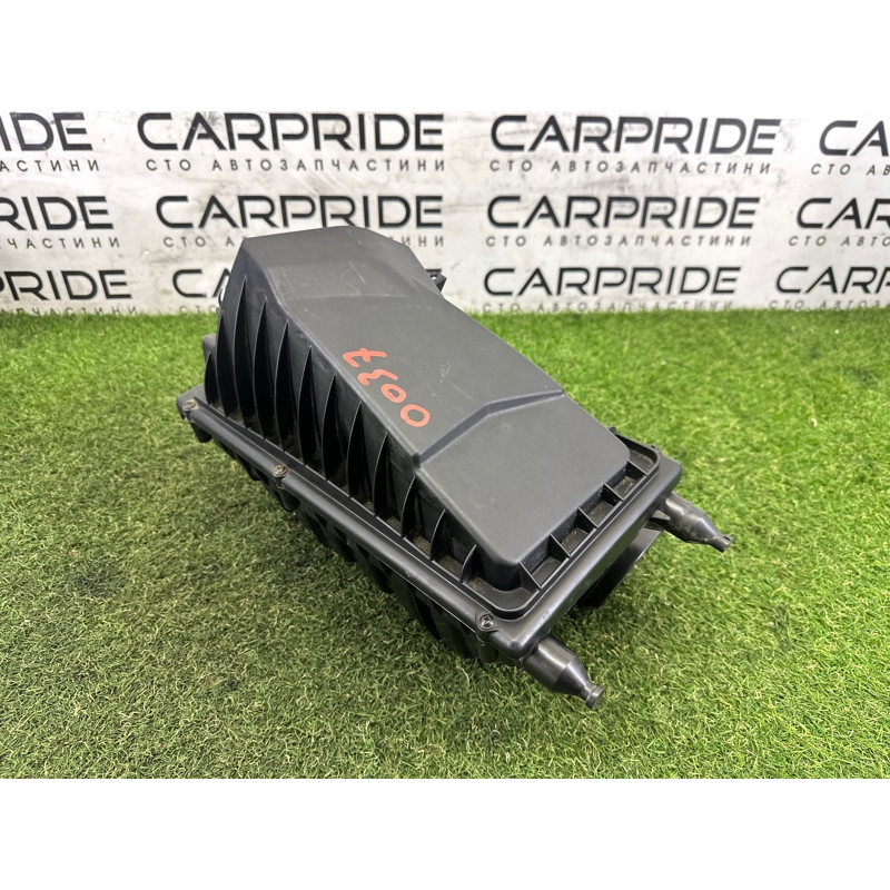 Корпус воздушного фильтра (впускная система) LAND ROVER Range Rover L405 2016 5.0 LR071028