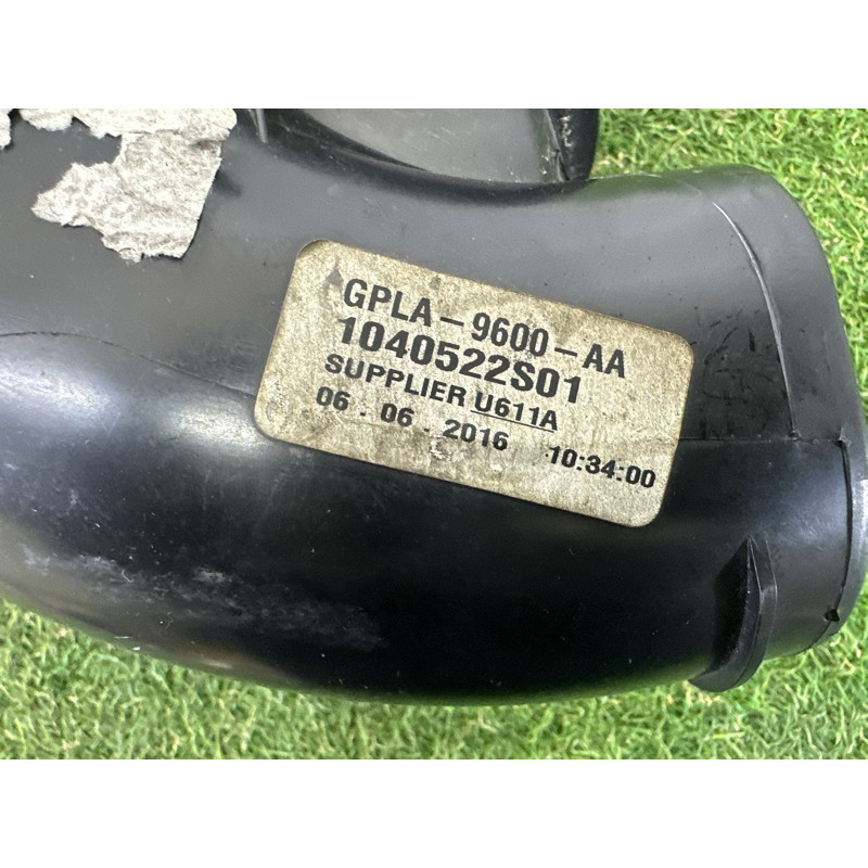 Корпус воздушного фильтра (впускная система) LAND ROVER Range Rover L405 2016 5.0 LR071028