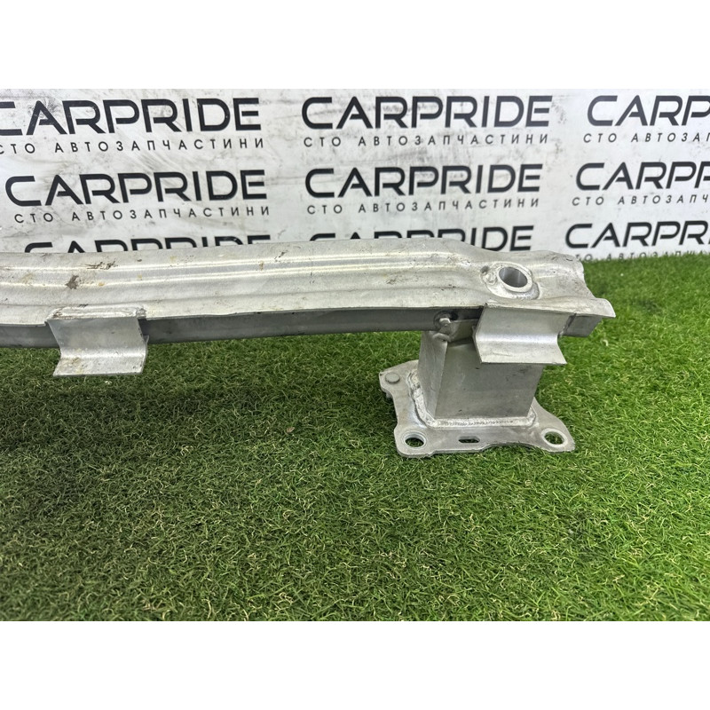 Усилитель бампера (наружные элементы кузова) AUDI A4 B9 2017 2.0 TFSI 8W0807309A