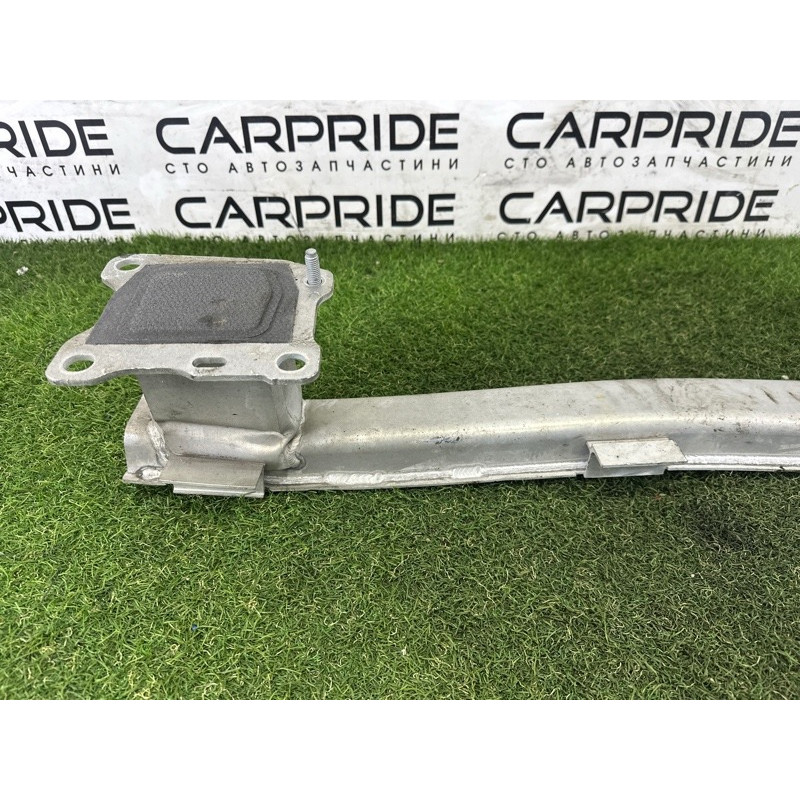 Усилитель бампера (наружные элементы кузова) AUDI A4 B9 2017 2.0 TFSI 8W0807309A