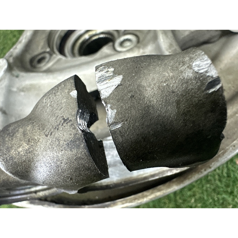 Поворотный кулак (подвеска) AUDI A4 B9 2017 2.0 TFSI 8W0407253F