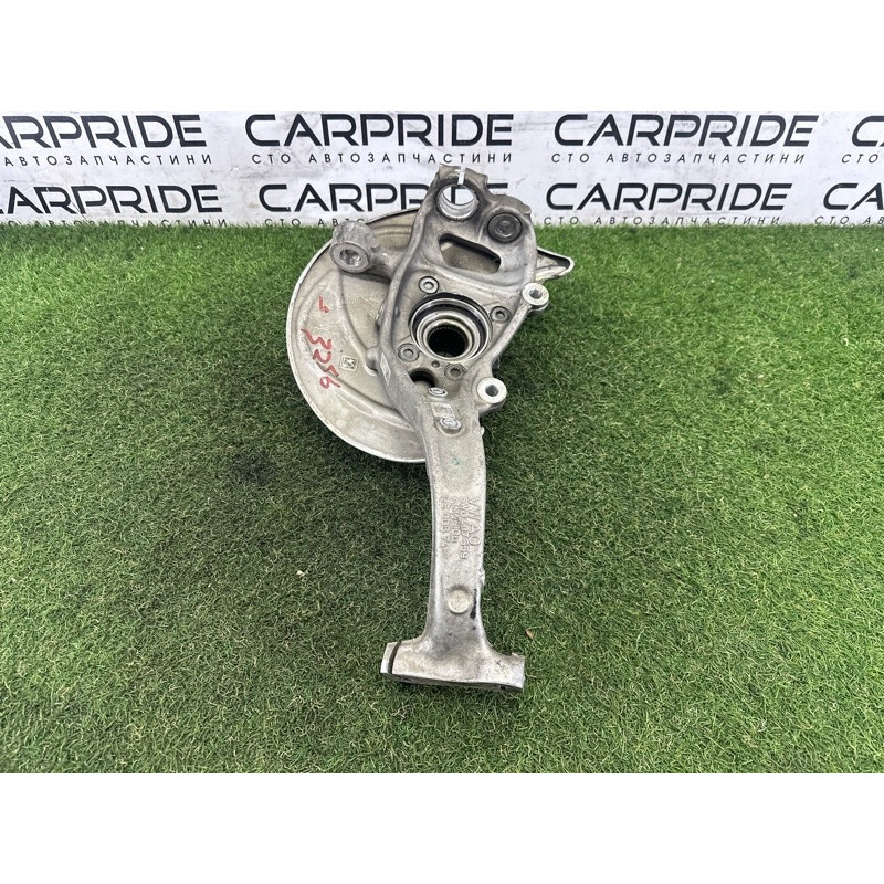 Поворотный кулак (подвеска) AUDI A4 B9 2017 2.0 TFSI 8W0407253F