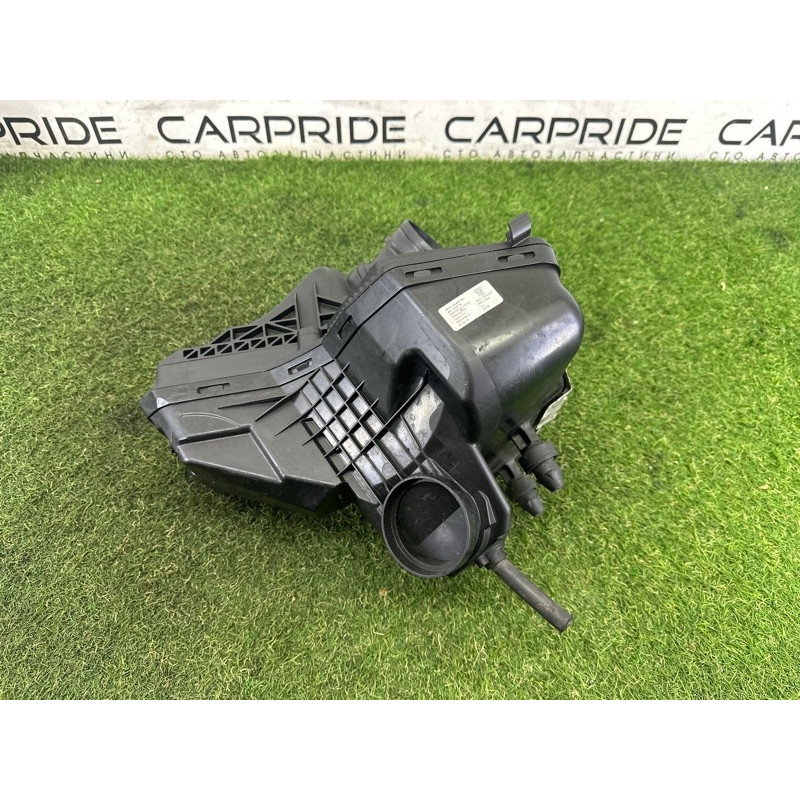 Корпус воздушного фильтра (впускная система) AUDI A4 B8 2014 2.0 TFSI 8K0133837BJ