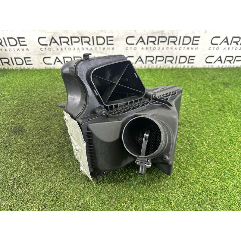 Корпус воздушного фильтра (впускная система) AUDI A4 B8 2014 2.0 TFSI 8K0133837BJ