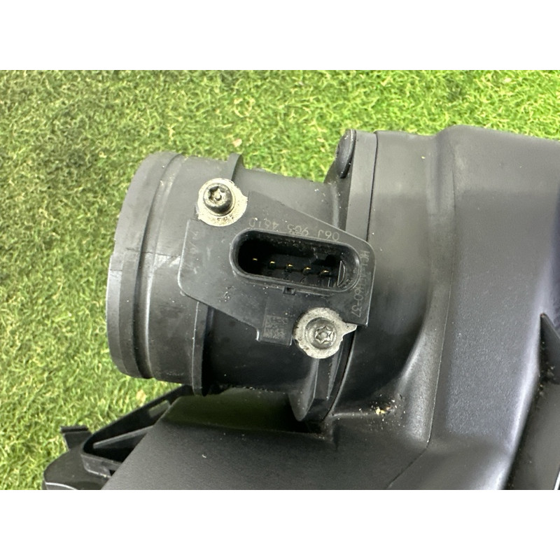 Корпус воздушного фильтра (впускная система) AUDI A4 B8 2014 2.0 TFSI 8K0133837BJ