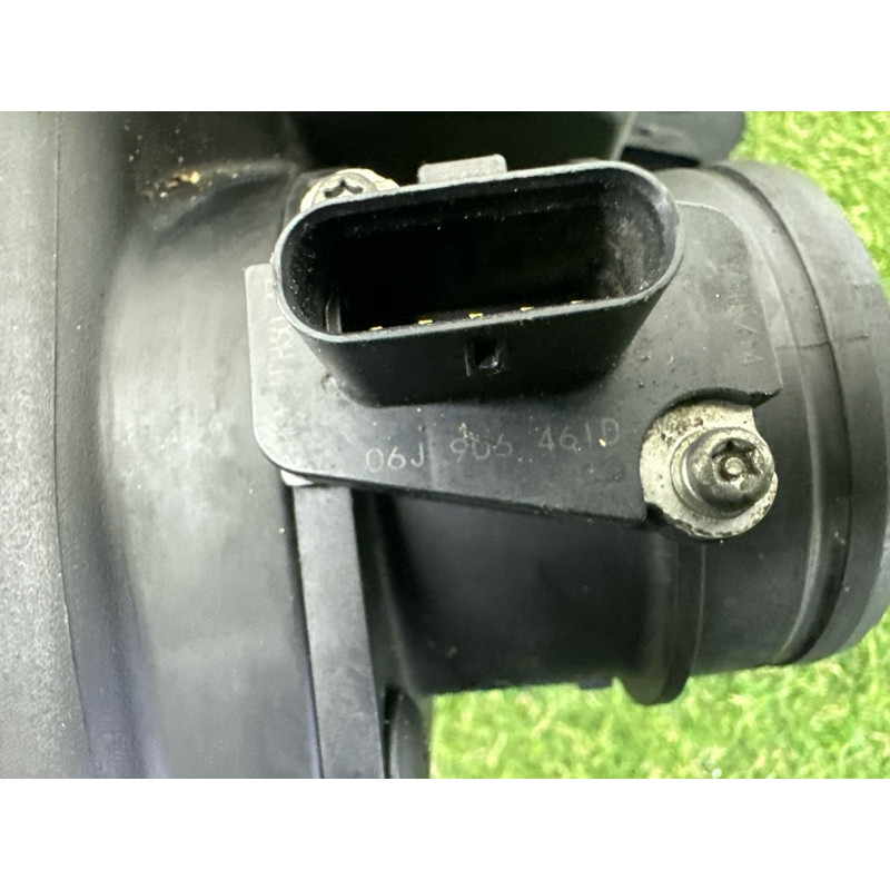 Корпус воздушного фильтра (впускная система) AUDI A4 B8 2014 2.0 TFSI 8K0133837BJ