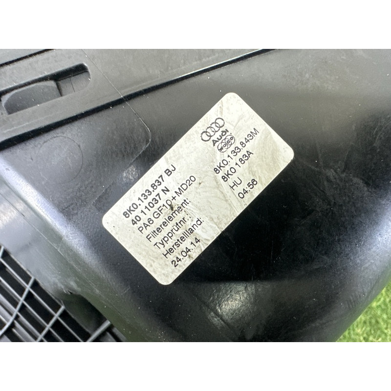 Корпус воздушного фильтра (впускная система) AUDI A4 B8 2014 2.0 TFSI 8K0133837BJ