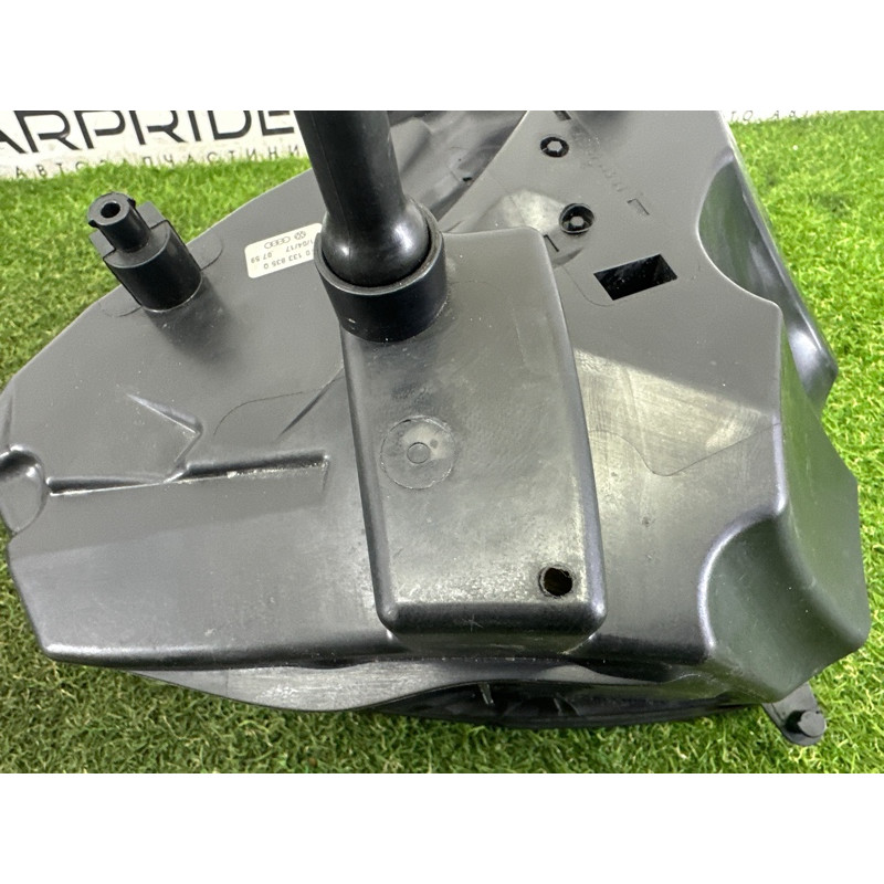Корпус воздушного фильтра (впускная система) AUDI A4 B9 2017 2.0 TFSI 8W0133837Q