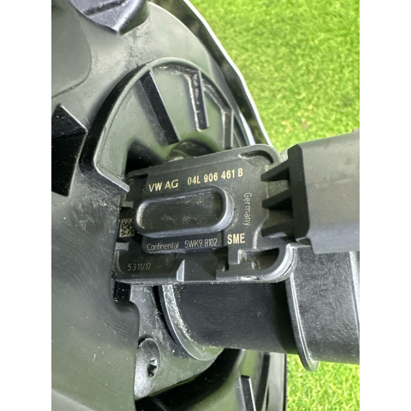 Корпус воздушного фильтра (впускная система) AUDI A4 B9 2017 2.0 TFSI 8W0133837Q