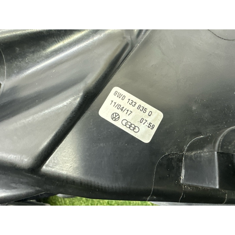 Корпус воздушного фильтра (впускная система) AUDI A4 B9 2017 2.0 TFSI 8W0133837Q