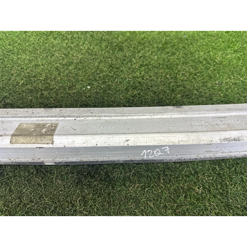 Усилитель бампера (наружные элементы кузова) AUDI Q7 4L 2011 3.0 TFSi 4L0807113A